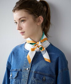 【SALE／50%OFF】LE SOUK HOLIDAY 幾何柄スカーフ ルスークホリデー ファッション雑貨 スカーフ・バンダナ ネイビー オレンジ