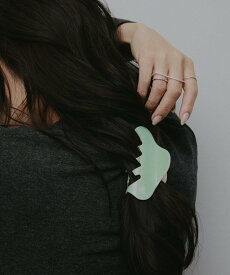 Nothing And Others チャーム付きハートカットアウトバイカラーヘアクリップ ナッシングアンドアザーズ ヘアアクセサリー バレッタ・ヘアクリップ・ヘアピン ホワイト ベージュ ピンク【送料無料】