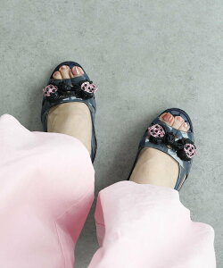 �ySALE�^70%OFF�zThree Four Time Three Four Time/�N���A�T���_�� �X���[�t�H�[�^�C�� �V���[�Y�E�C �T���_�� �p�[�v�� �u���b�N