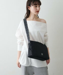 IACUCCI A[S ~fBAV_[ NYLON/CERVO CANb` obO V_[obO ubNyz