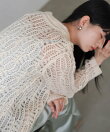 透かし編みニットトップス