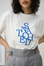 AZUL BY MOUSSY プリントロゴTシャツ アズールバイマウジー トップス カットソー・Tシャツ ホワイト レッド グレー