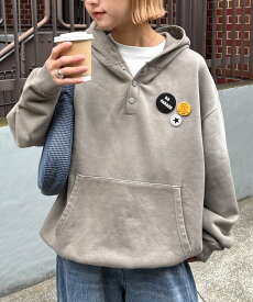 CIAOPANIC TYPY 【UNISEX】スプレー加工ヘンリースナップフーディー チャオパニックティピー トップス パーカー・フーディー ブラック ピンク ベージュ【送料無料】