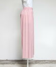 SZT: シワになりにくいプリーツワイドパンツ