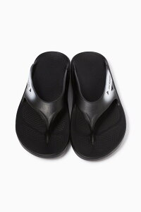 and wander OOFOS original × and wander recovery sandal Ah_[ V[YEC ̑̃V[YEC ubNyz