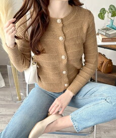 【SALE／53%OFF】Amulet 【Amulet】クルーネックニットカーディガン アミュレット トップス カーディガン ピンク グリーン ベージュ ホワイト