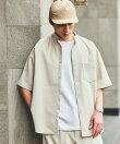 速乾素材 リラックスフィット バンドカラーシャツ ショートスリーブ リネン風
