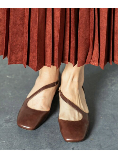 Sense Of Place スクエアトウアシンメトリーストラップパンプス