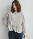 『WEB限定』スタンドカラーフリルペプラムブラウス
