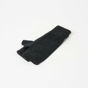 WILLIAM BRUNTON ARAN WRIST WARMER �G���I�|�[�� �t�@�b�V�����G�� ��� �O���[ �u���E�� ���b�h�y���������z