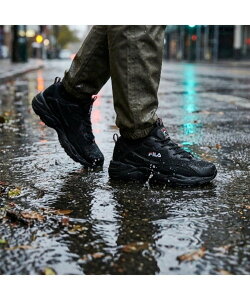 FILA RAY TRACER WP �t�B�� �V���[�Y�E�C �X�j�[�J�[ �u���b�N�y���������z