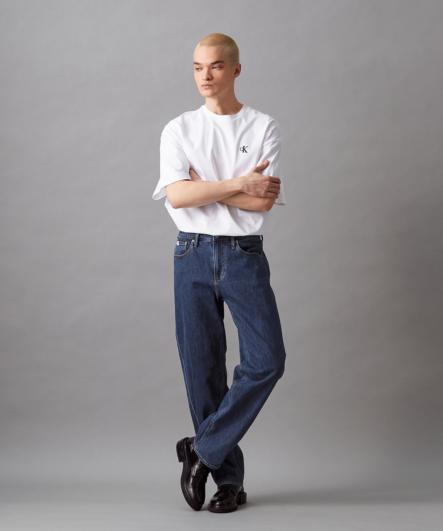(M)【公式ショップ】 カルバンクライン ユニセックス エンボスロゴ Tシャツ Calvin Klein Jeans J400377