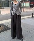 【WEB限定】クロスVネックニット