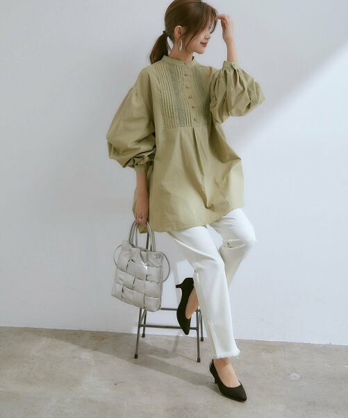 Vis ドラマ着用 Vis A Vis レース タックで魅せる フロントピンタックチュニックブラウス Rakuten Fashion 楽天ファッション 旧楽天ブランドアベニュー Dm8521