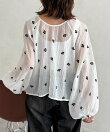 【前後2WAY】刺繍ワッシャー前リボンブラウス