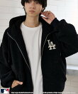 別注 MLB ボア フーディー 限定展開