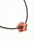 フラワービーズネックレス