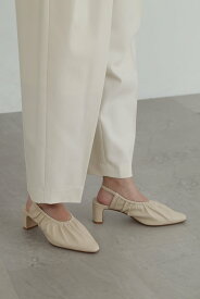 【SALE／80%OFF】JILL STUART ギャザーパンプス ジルスチュアート シューズ・靴 その他のシューズ・靴 ホワイト ブラック【送料無料】