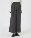 インタックワイドパンツ