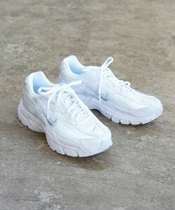 NIKE iCL EBY CjVG[^[ u[Ru[ V[YEC Xj[J[yz