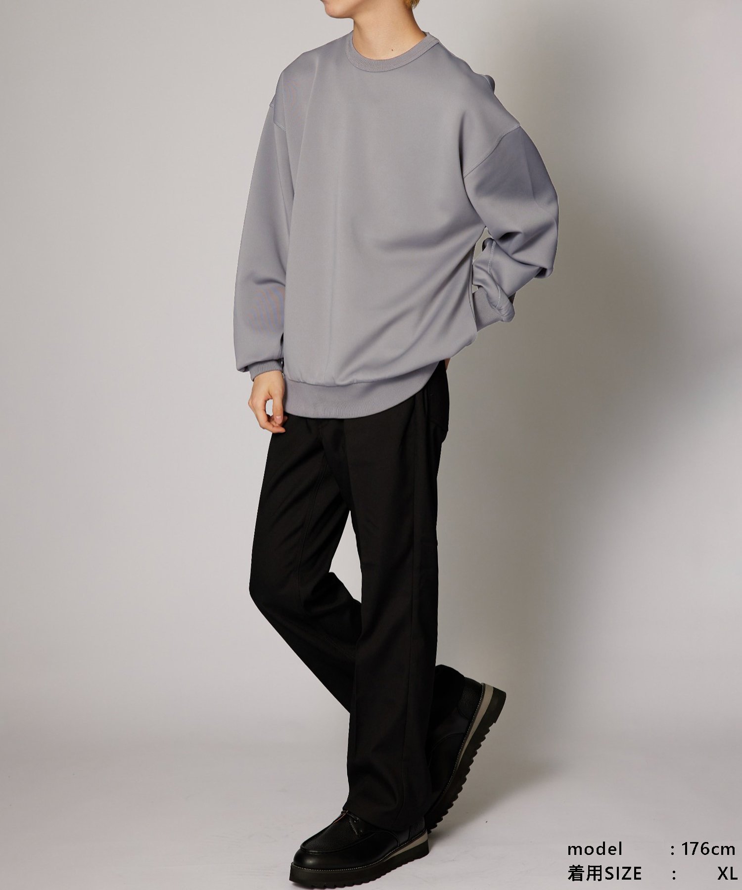 ユニクロ スウェットクルーネックシャツ(長袖) Mサイズ - トップス