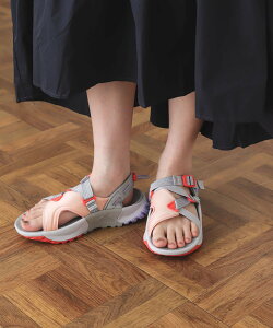SENSE OF PLACE NIKE ONEONTA SANDAL �Z���X �I�u �v���C�X �V���[�Y�E�C �T���_�� �O���[ �u���b�N�y���������z