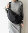 styiro/大容量ビッグボディバッグ
