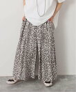 レオパリネン タックパンツ