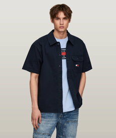 TOMMY JEANS (M)TOMMY HILFIGER(トミーヒルフィガー) エッセンシャルソリッドショートスリーブオーバーシャツ トミーヒルフィガー トップス シャツ・ブラウス ネイビー ベージュ【送料無料】