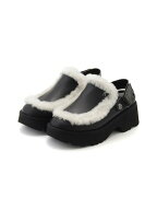 【SALE／50%OFF】emmi 【UGG】ESMEE LEATHER CLOG エミ シューズ・靴 スリッポン ブラック【送料無料】