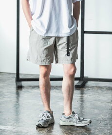 URBAN RESEARCH BUYERS SELECT LOWERCASE / Gramicci NYLON LOOSE SHORT ユーアールビーエス パンツ その他のパンツ ブラック【送料無料】