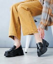 厚底コインローファー