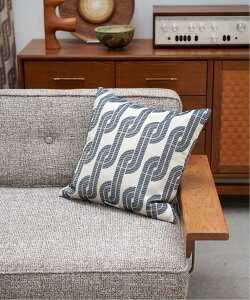 JOURNAL STANDARD FURNITURE �yUnited Wallpaper�zGILROY CUSHION �N�b�V�����J�o�[ 45cm �W���[�i���X�^���_�[�h�t�@�j�`���[ �C���e���A�E�����G�� �N�b�V�����E�N�b�V�����J�o�[ �l�C�r�[ �u���E���y����