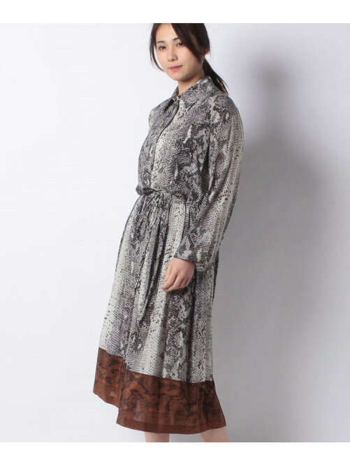 憧れの N21パイソンシャツワンピース 長袖ワンピース