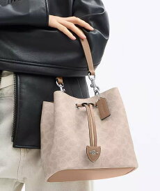 【SALE／40%OFF】COACH OUTLET 【公式】ローアン バケット バッグ・シグネチャー キャンバス コーチ　アウトレット バッグ ショルダーバッグ ベージュ【送料無料】