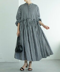 BEARDSLEY 先染めギャザーワンピース ビアズリー ワンピース・ドレス その他のワンピース・ドレス ネイビー ブラック【送料無料】