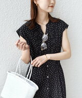 SHIPS WOMEN 【WEB限定】＜洗濯機可能＞ドット 花柄 サイド プリーツ フレンチスリーブ ワンピース シッ…