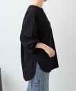 Tブラウス