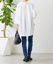 Tブラウス