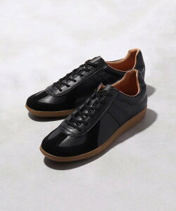 tk.TAKEO KIKUCHI GERMAN TRAINER ʒU[Xj[J[ eB[P[^PILN` V[YEC Xj[J[ ubN zCg uEyz