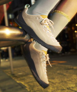 KEEN WOMEN JASPER ���f�B�[�X �W���X�p�[ �L�[�� �V���[�Y�E�C �X�j�[�J�[�y���������z