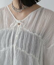 シャーリングドロストチュニックブラウス
