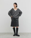 深Vレースドッキングオーバーニット