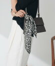 レオパード柄シルクスカーフ
