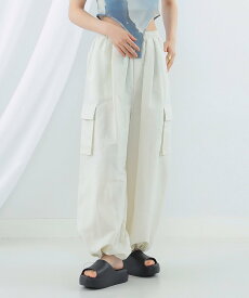 Ray BEAMS Ray BEAMS / ワイド カーゴ パンツ　パラシュートパンツ　24SS ビームス ウイメン パンツ その他のパンツ ブラック ピンク【送料無料】