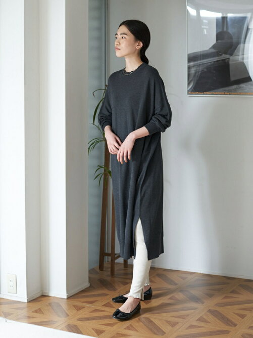 American Holic ボトルネックサイドスリットニットワンピース Rakuten Fashion 楽天ファッション 旧楽天 ブランドアベニュー Be26