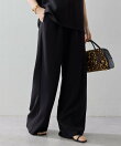 バックサテンドロストパンツ