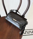 【シーズンレス/コンパクト/軽量】横長ショルダーバッグ