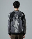 アート柄クルーネックニット