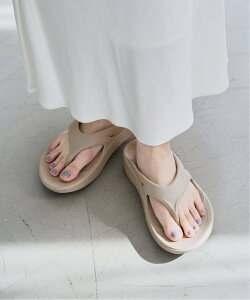 LE TALON �s�ǉ��\��tOOFOS/�E�[�t�H�X Ooriginal ���^���� �V���[�Y�E�C �T���_�� �u���b�N �x�[�W���y���������z
